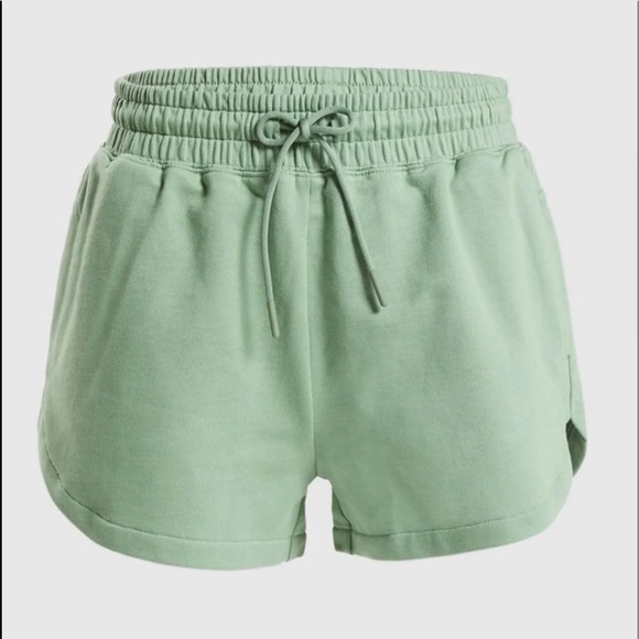 Gymshark luxe legacy shorts - Picture 2 of 11